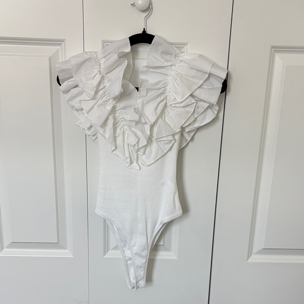 Zara Elegant White Ruffled Bodysuit